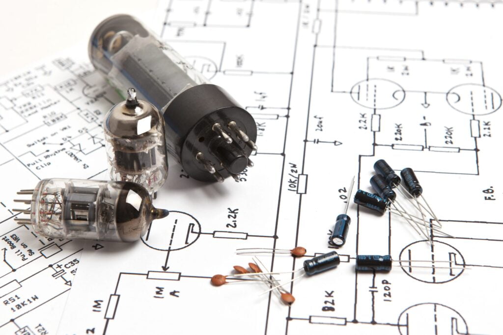[GUÍA] Cómo cuidar los tubos del amplificador